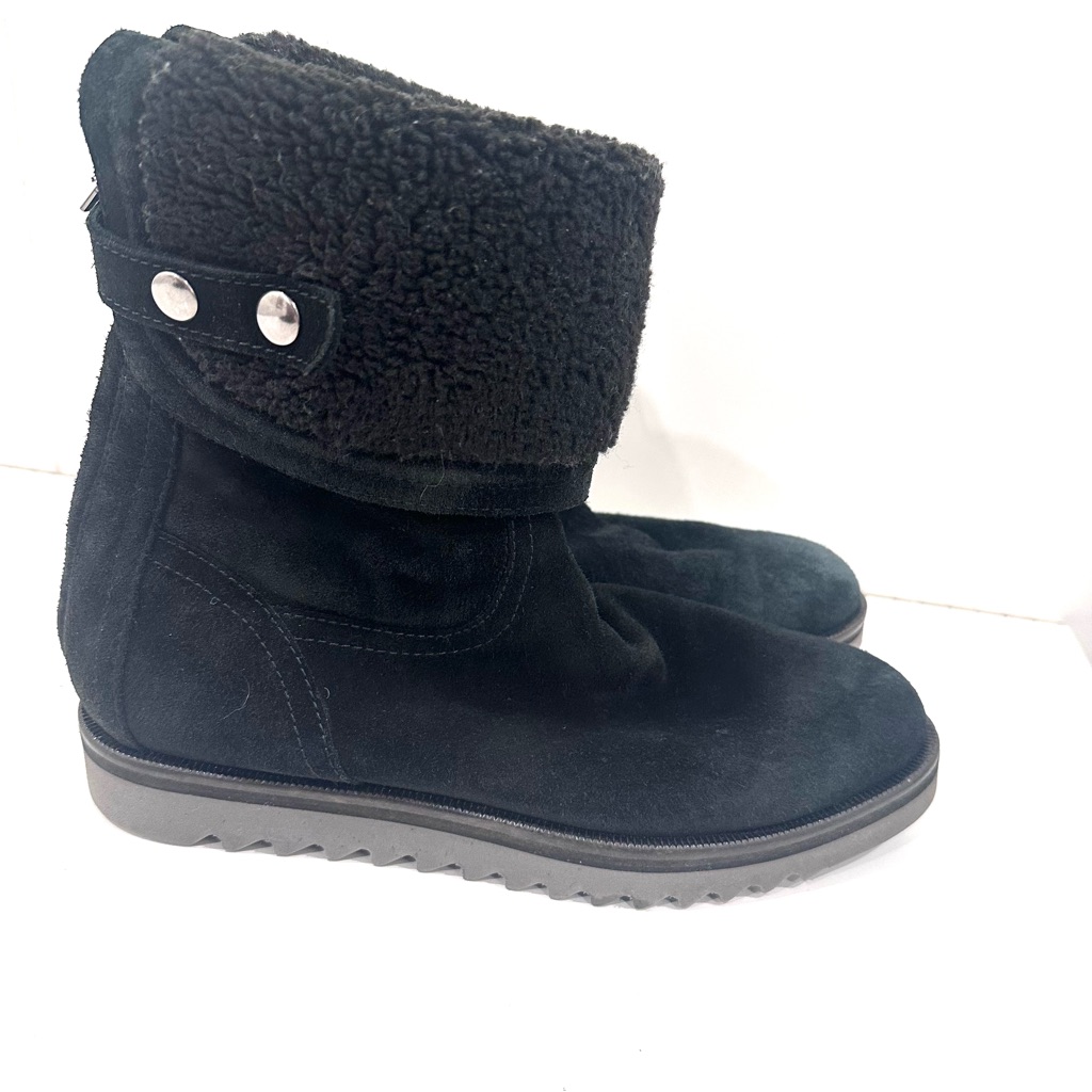 Aquatalia Black Suede Ankle Boots With Faux Shearling Lining And Cuff Zipper 8